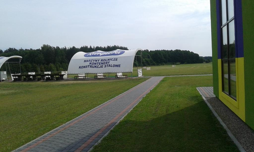 Golf Zajazd Zajaczkowo Slupsk Bagian luar foto